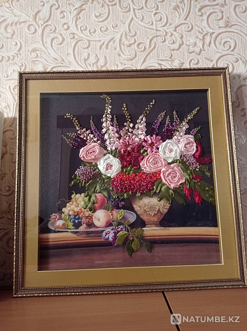 Картина вышитая лентами 3D авторская натюрморт в раме подарок девушке  - изображение 4