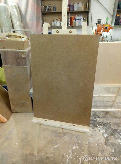 Selling new easel  - photo 5