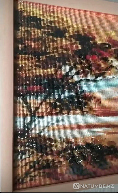 Selling paintings made of rhinestones  - photo 4