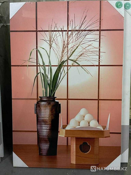 Set of photo reproductions of interior wall hangings  - photo 4