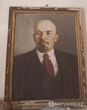 Antique portrait of Lenin  - photo 1