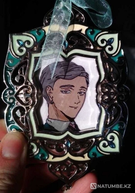 Картины на стекле с разными персонажами  - изображение 2