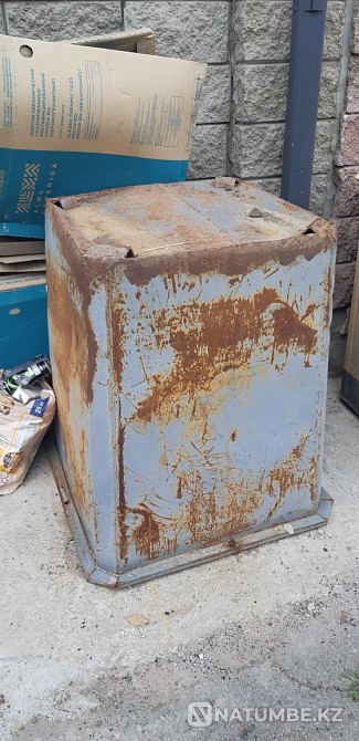 Продам мусорный ящик с крышкой  - изображение 1