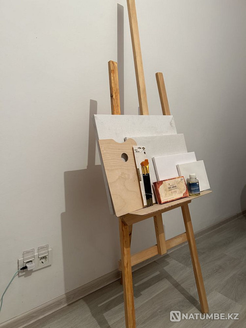 Easel  - photo 2