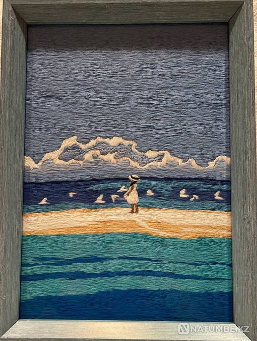 Satin stitch embroidered picture  - photo 1