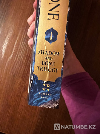 Grishaverse Shadow and Bone by Leigh Bardugo in English (Shadow and Bone) Almaty - photo 8