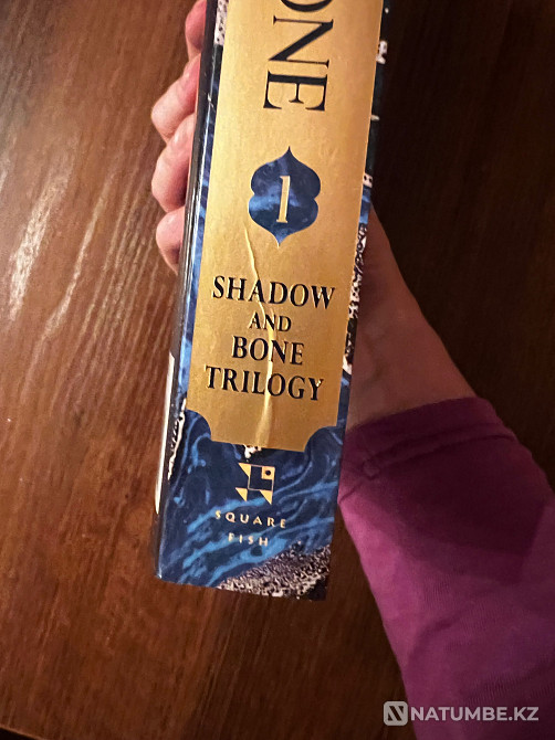 Grishaverse Shadow and Bone by Leigh Bardugo in English (Shadow and Bone) Almaty - photo 8