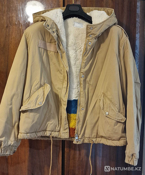 Қымбат емес әйелдер Қой терісінен жасалған пальто  Алматы - изображение 3