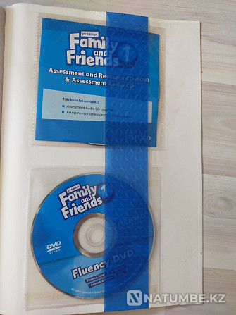 Family and Friends 1 (2nd Edition) - Teacher's book Алматы - изображение 2