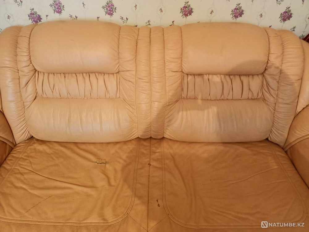 Selling furniture; books, dishes, etc. Almaty - photo 7