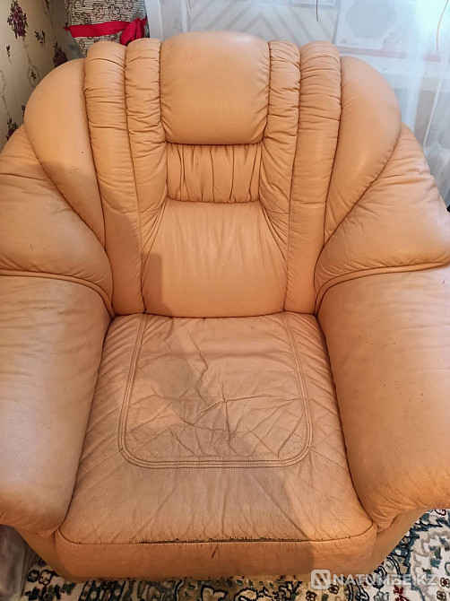 Selling furniture; books, dishes, etc. Almaty - photo 8