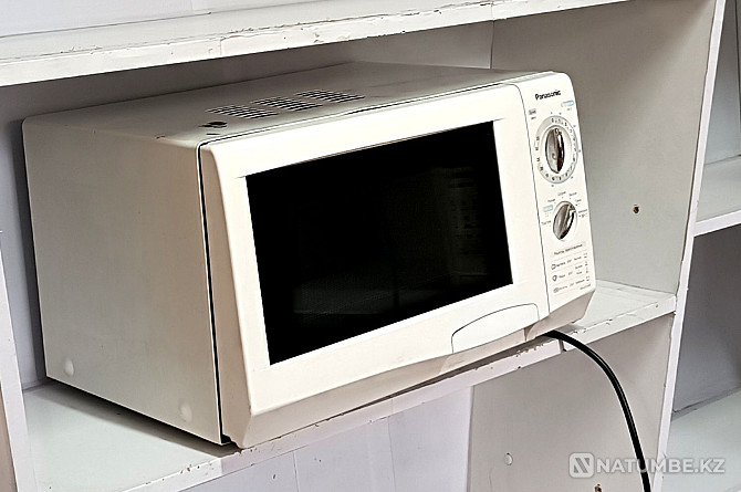 Selling a microwave oven Almaty - photo 4