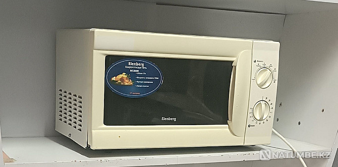 Selling microwave Almaty - photo 3