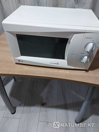 LG microwave oven Almaty - photo 1