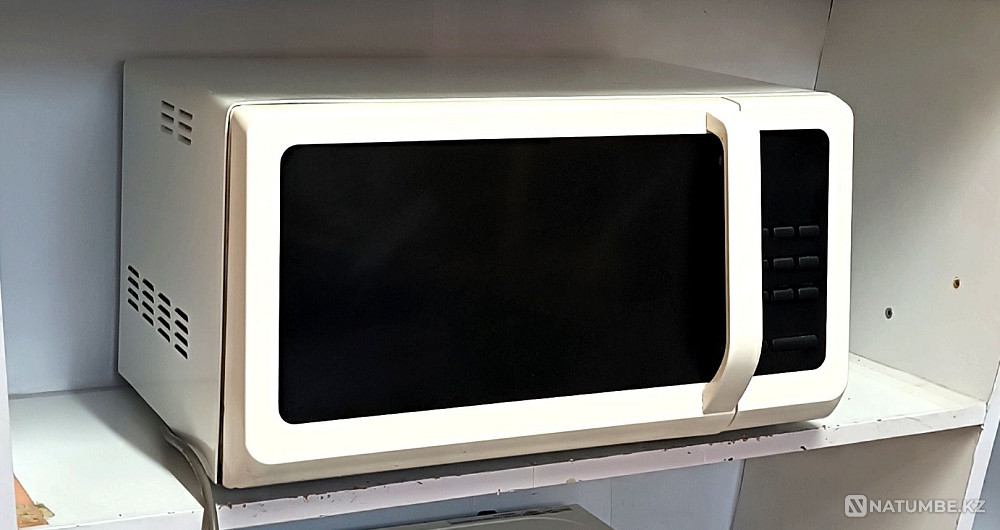 Selling a microwave oven Almaty - photo 2