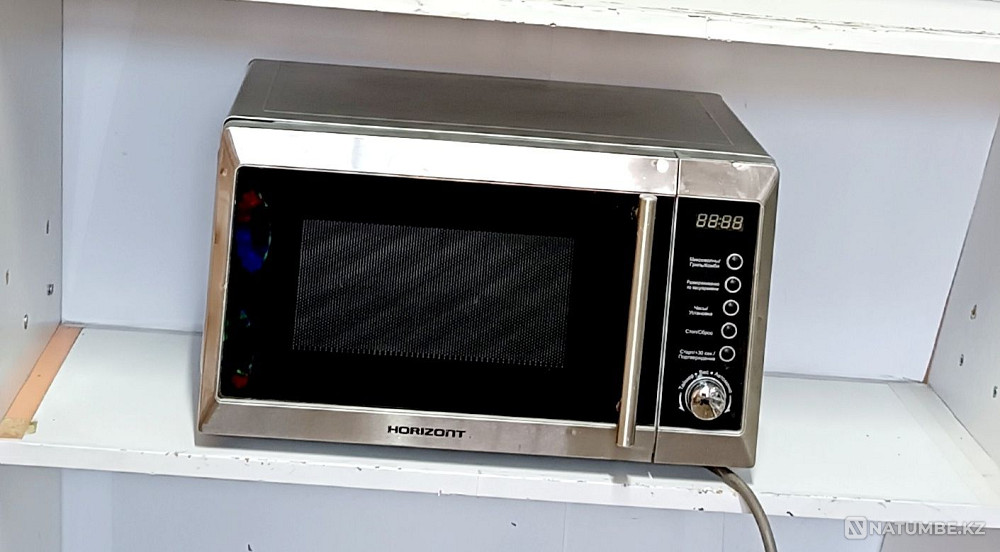 Selling microwave Almaty - photo 3