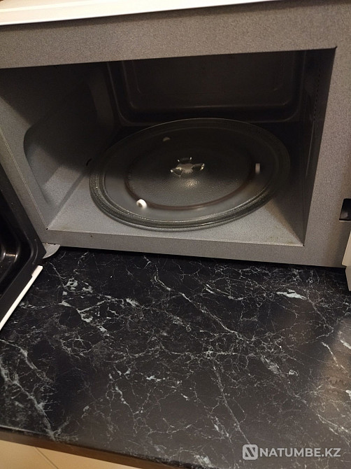 Microwave + grill. Panasonic Almaty - photo 3