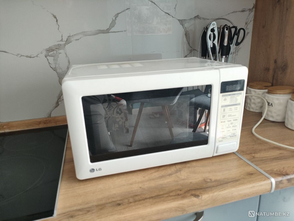 Микроволновка LG Алматы - изображение 1
