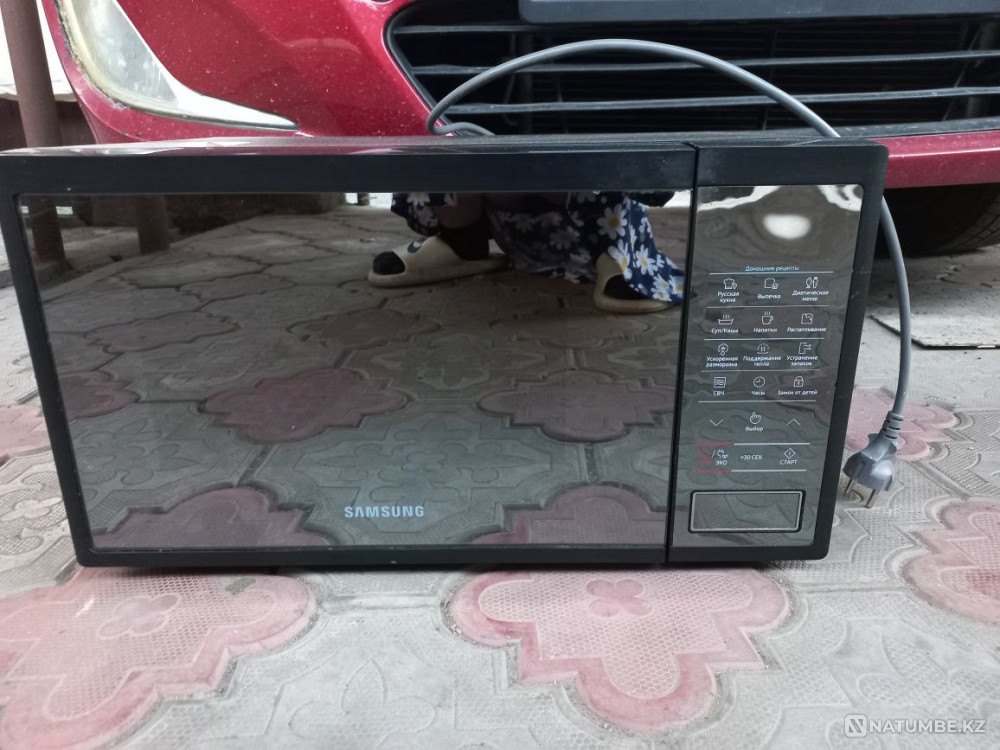 Продам микроволновку Samsung Алматы - изображение 1