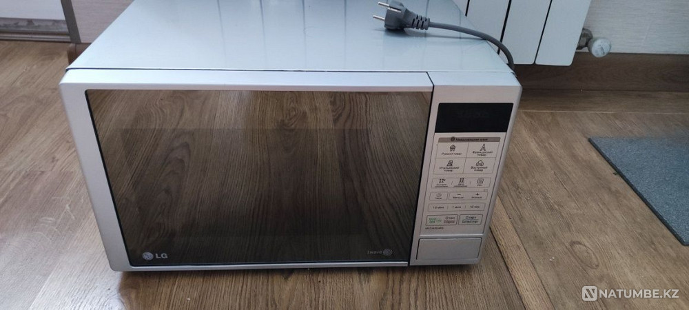 Продам микроволновку LG Алматы - изображение 1