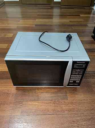 Продам микроволновую печь Panasonic  Алматы