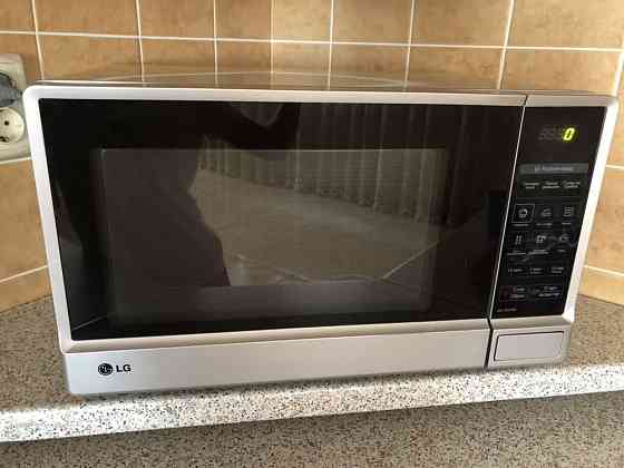 Продам микроволновую печь LG  Алматы