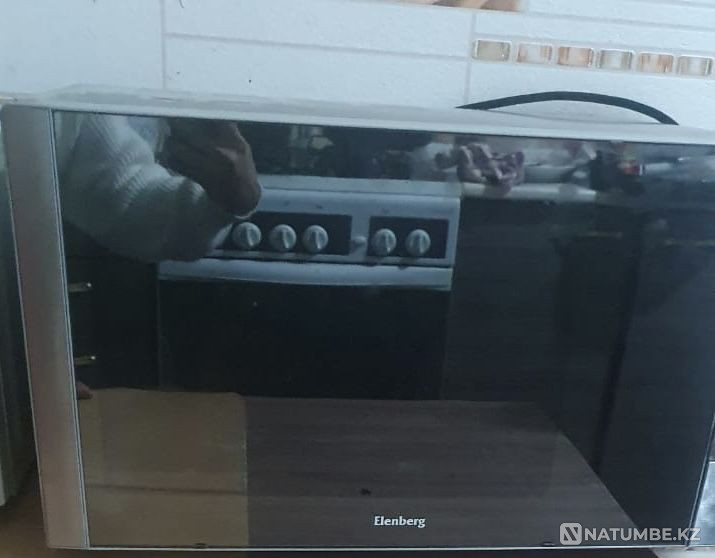 Продам микроволновую печь Elenberg Алматы - изображение 1