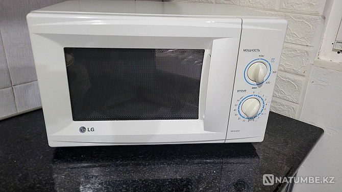 Selling LG microwave oven Almaty - photo 3