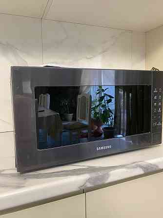 Продам Микроволновую печь Samsung  Алматы