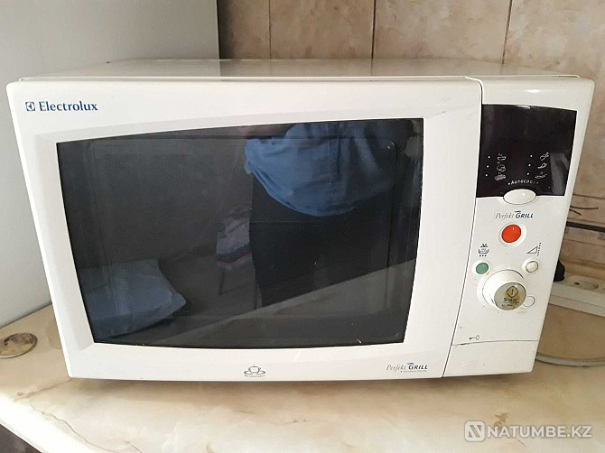 Electrolux microwave oven Almaty - photo 1