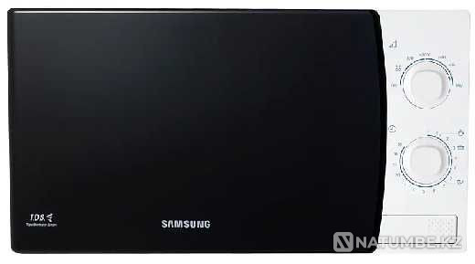 Microwave oven Samsung ME-81KRW Almaty - photo 1