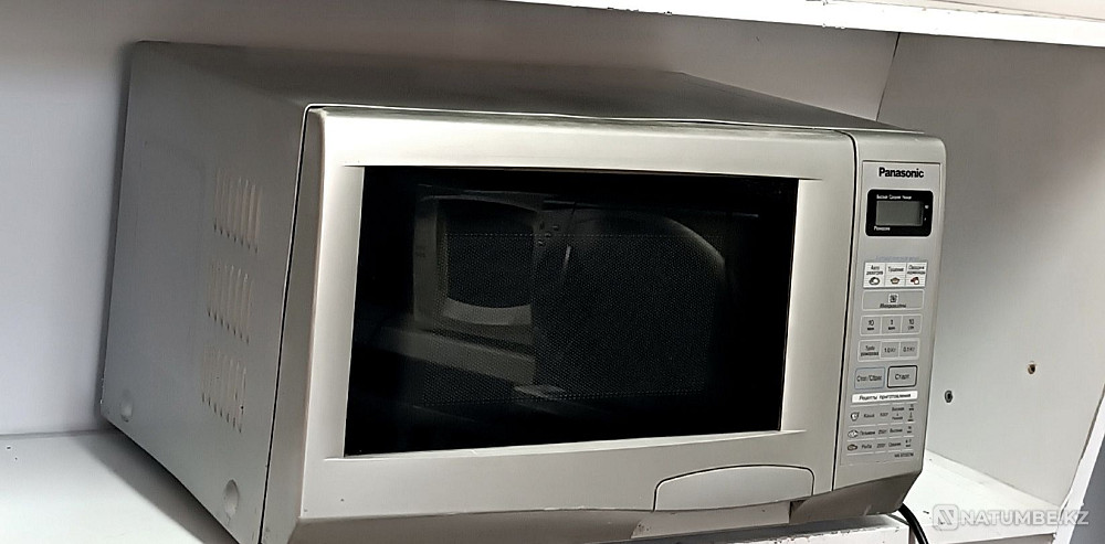 Selling microwave Almaty - photo 2