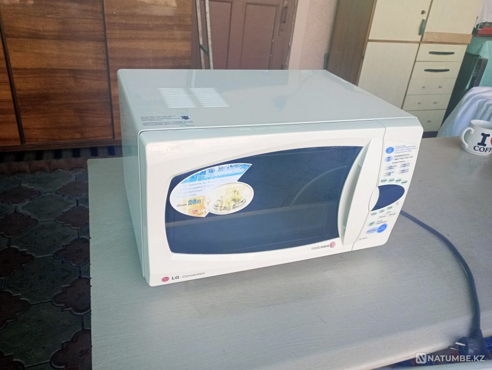 Used LG microwave oven Almaty - photo 2