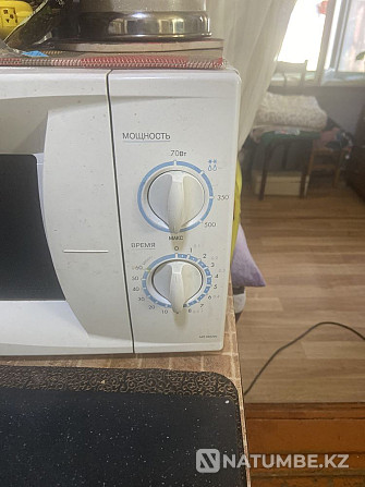 Selling microwave oven Almaty - photo 2