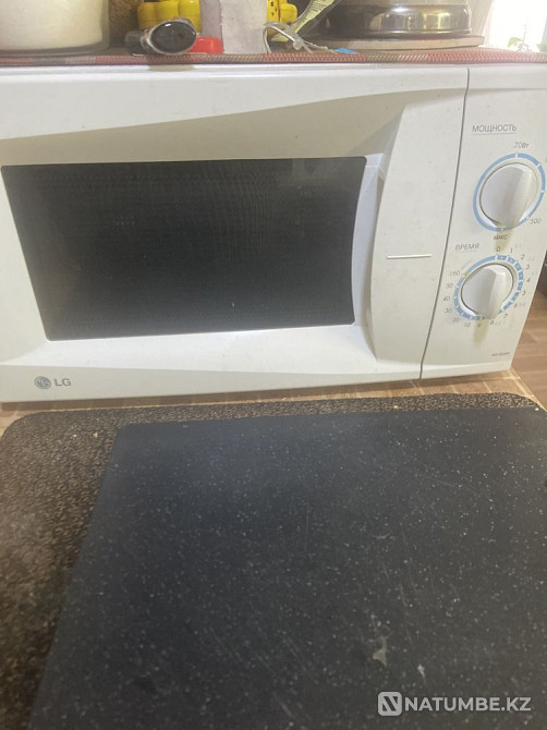 Selling microwave oven Almaty - photo 1
