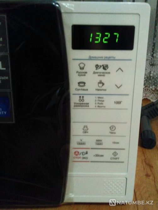 Selling used microwave Almaty - photo 3