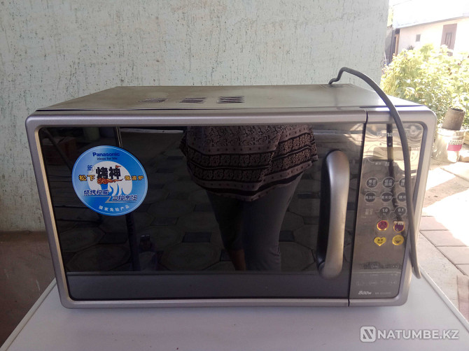 Microwave oven for sale for spare parts. Almaty - photo 1