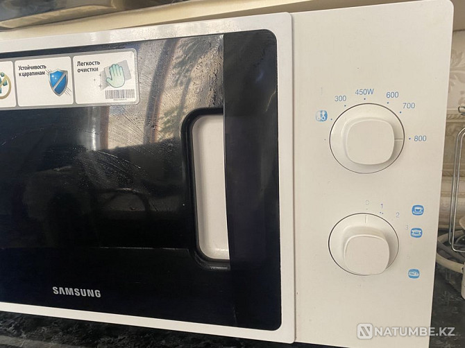 Selling samsung microwave Almaty - photo 2