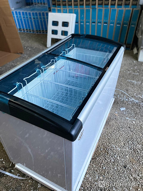 Продам морозильник Овальный и промой стекло Алматы - изображение 1