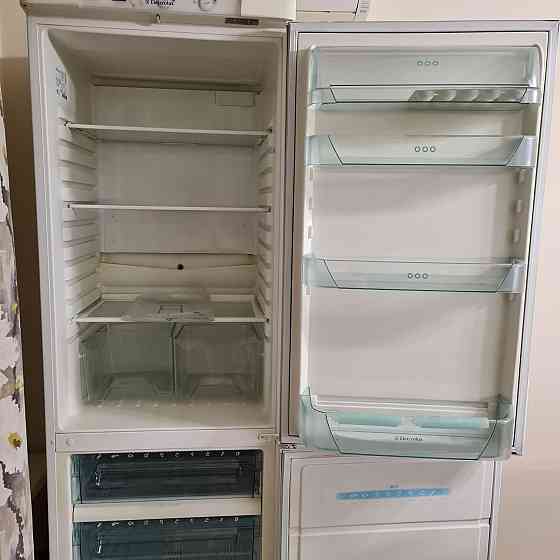 Холодильник Electrolux  Алматы