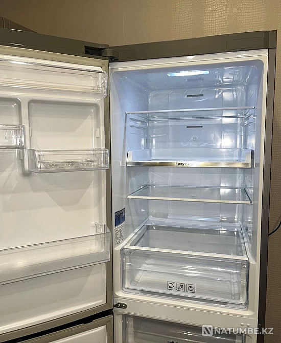 Состояние очень идеальное холодильнико LG No Frost срочно Алматы - изображение 4