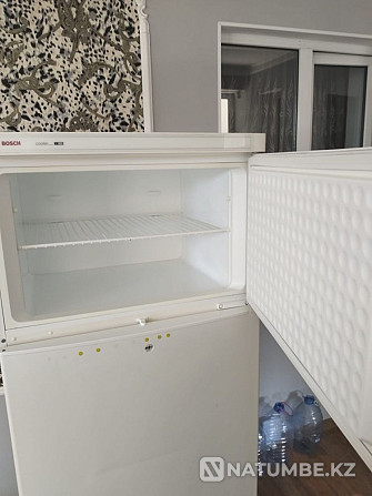 Продается Холодильник Bosch Алматы - изображение 2