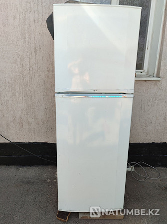LG refrigerator b. U Almaty - photo 2