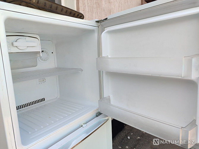 LG refrigerator b. U Almaty - photo 1
