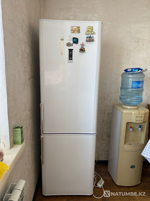 Холодильник Indesit с морозильной камерой Алматы - изображение 1