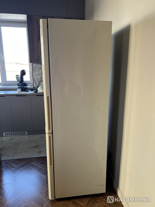 Продается холодильник Samsung Алматы - изображение 2