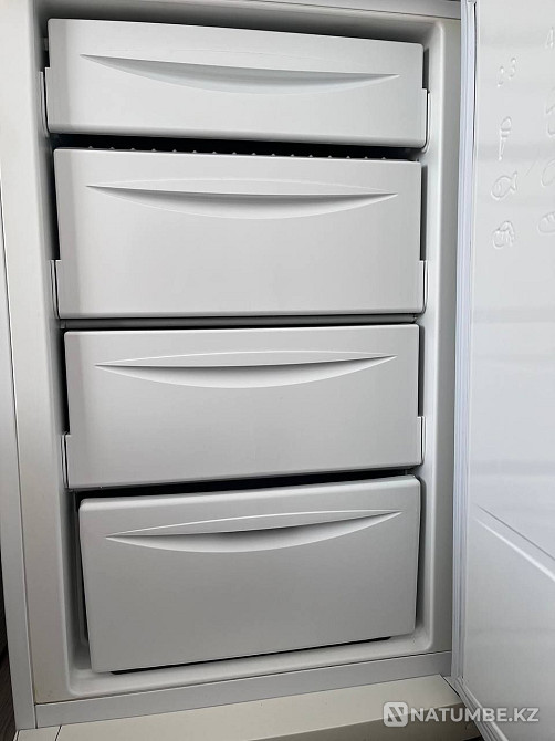 Морозильник indesit 142л Алматы - изображение 5