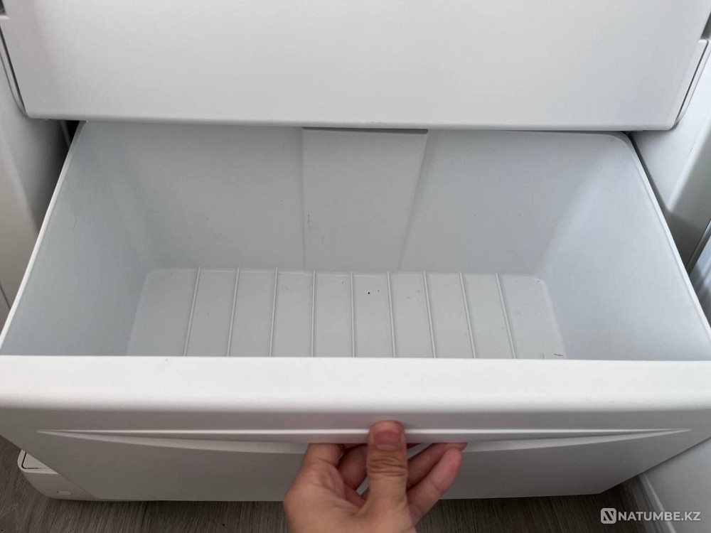 Морозильник indesit 142л Алматы - изображение 4