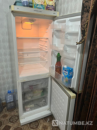 Working Elgie refrigerator Delivery available Almaty - photo 2