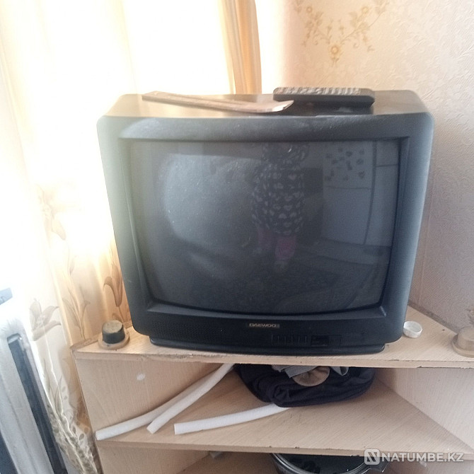 Selling a refrigerator; does not work; and I’ll give you a working TV as a gift) Almaty - photo 6